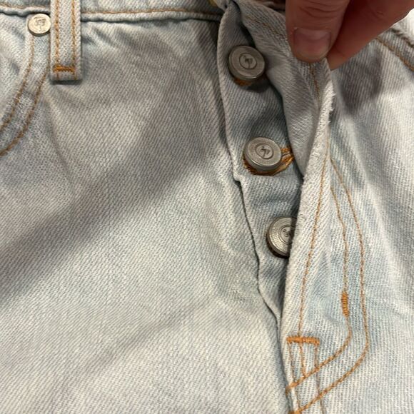 Free People NWT Sandrine Rose distressed light wash denim shorts neon zipper 26 - Picture 4 of 9